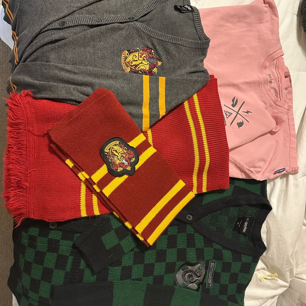 Hogwarts HARRY POTTER clothing (sold as 1 lot) HALLOWEEN COSTUME